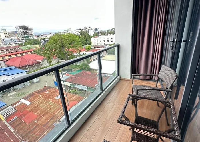 One Euphoria Luxe Hotel