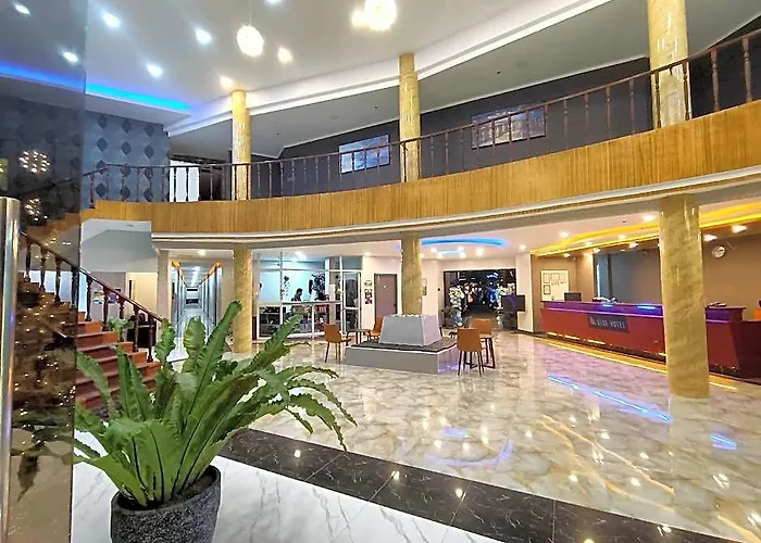 Blue Hotel And Resort