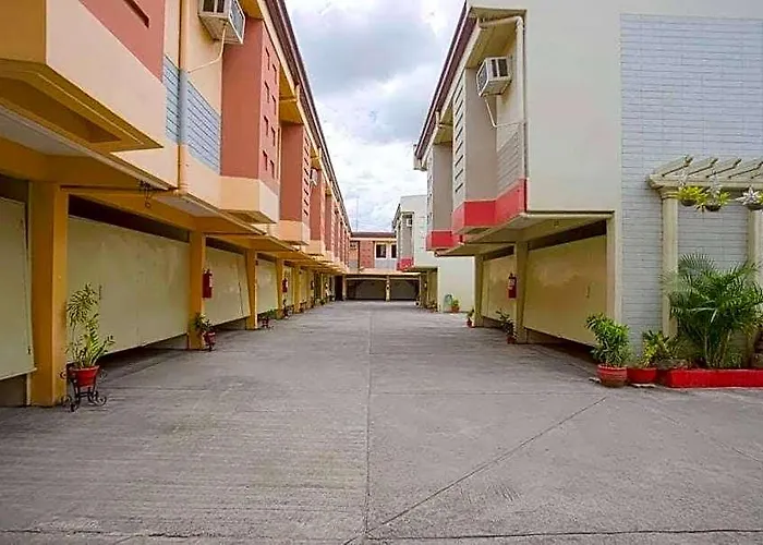 Silks Inn Hotel