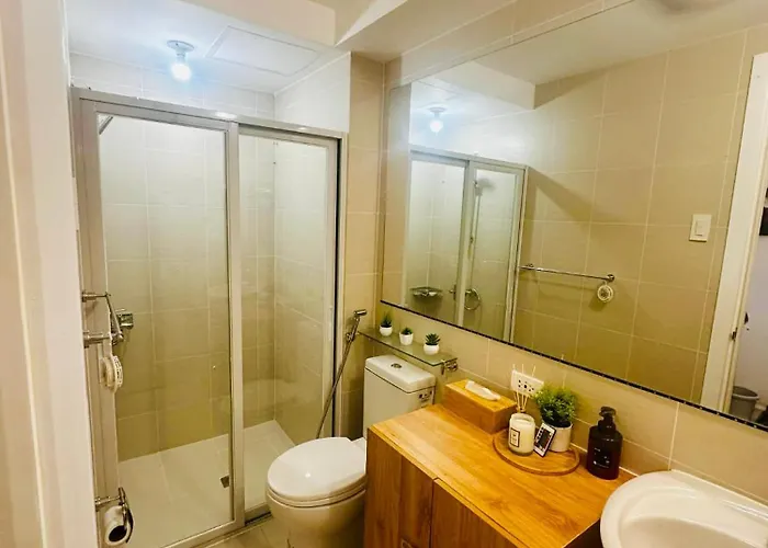 Sky26 Stays By Paula & Hudson Barbados Tower 2614 Azure North Pampanga